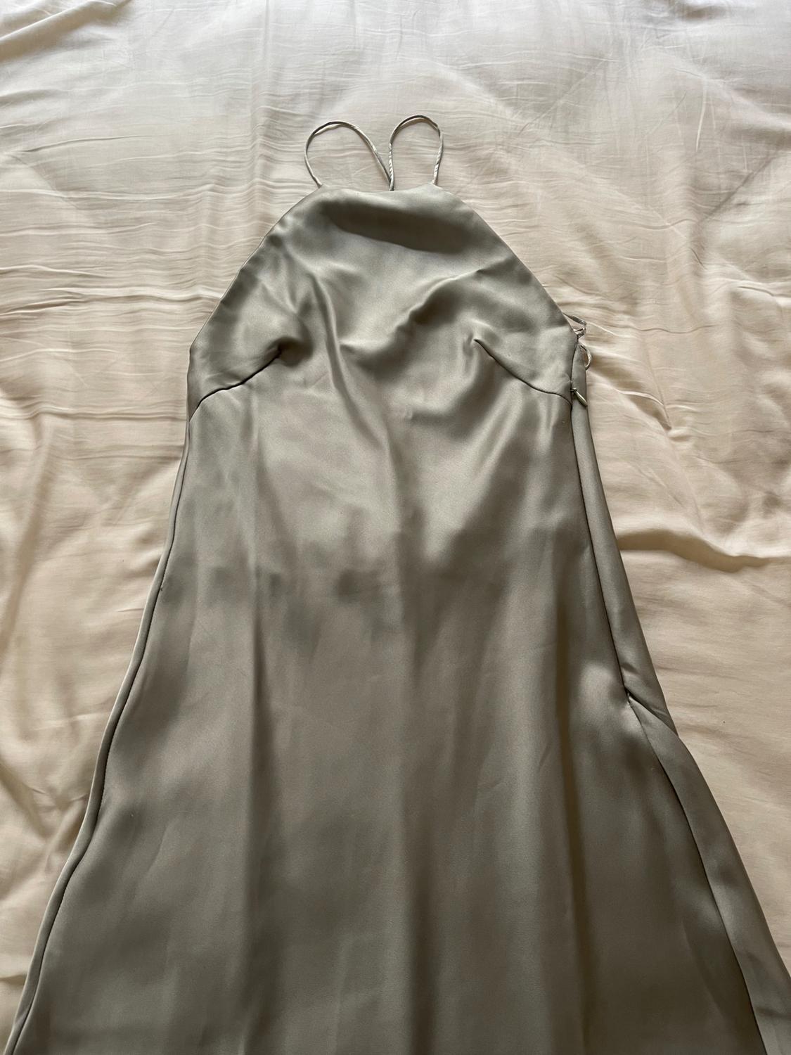 VESTIDO LENCERO SATINADO - Image 4