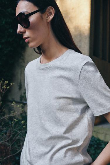 T-SHIRT BASIQUE EN COTON - Gris chiné de Zara - Image 2
