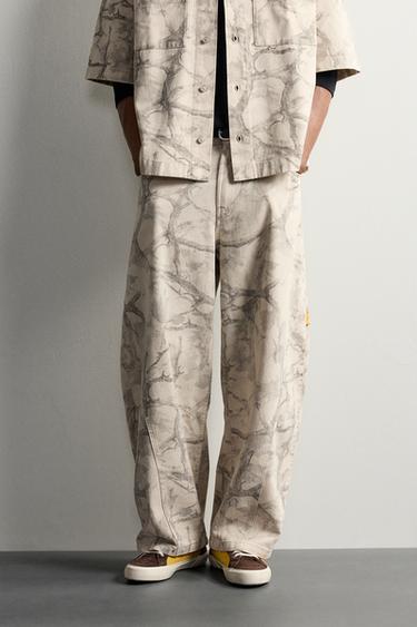 ABSTRACT PRINT BALLOON FIT TROUSERS - Printed by Zara