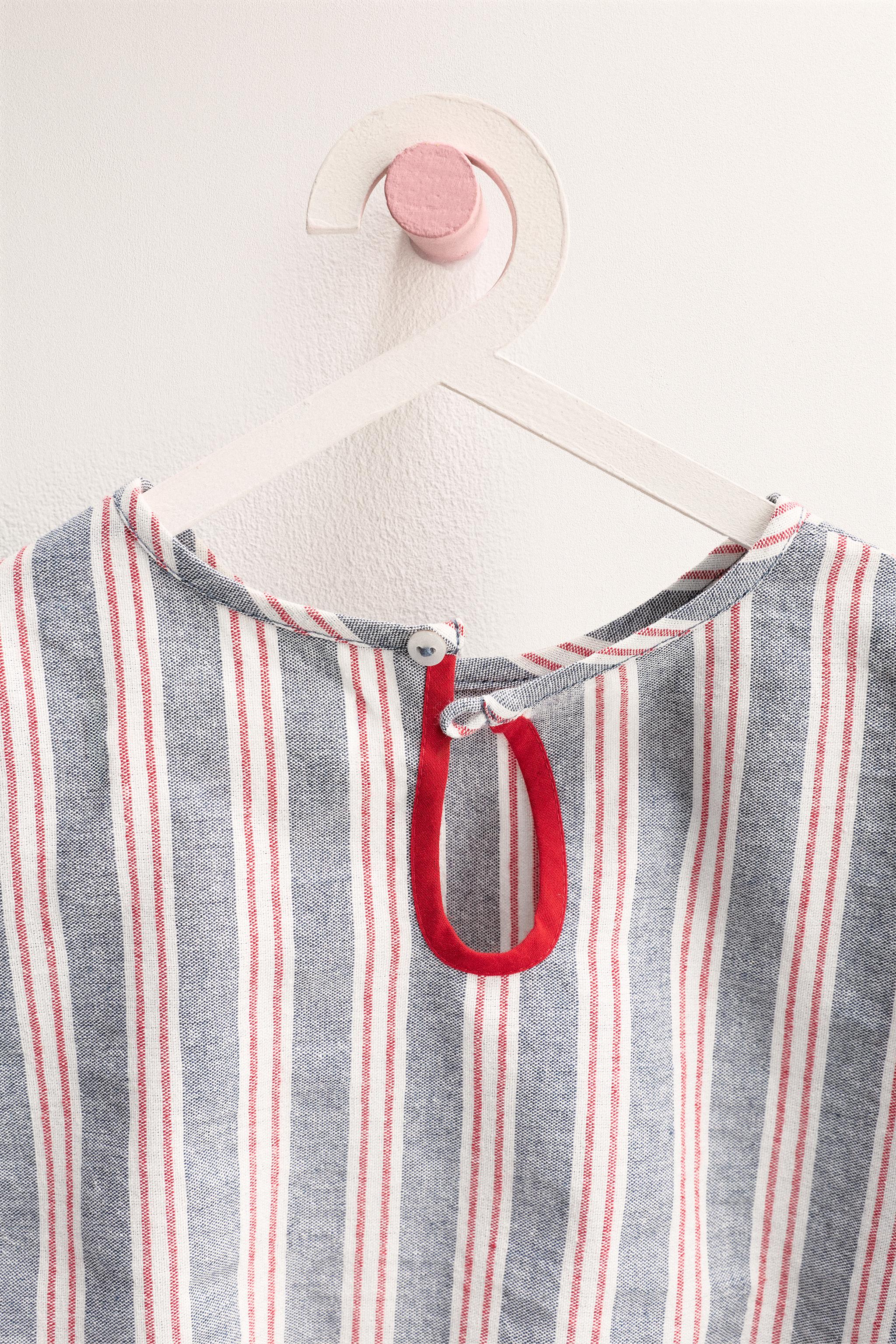 ZARA TIMELESS - TOP À RAYURES