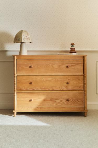WOODEN CHEST OF DRAWERS - Light beige by Zara