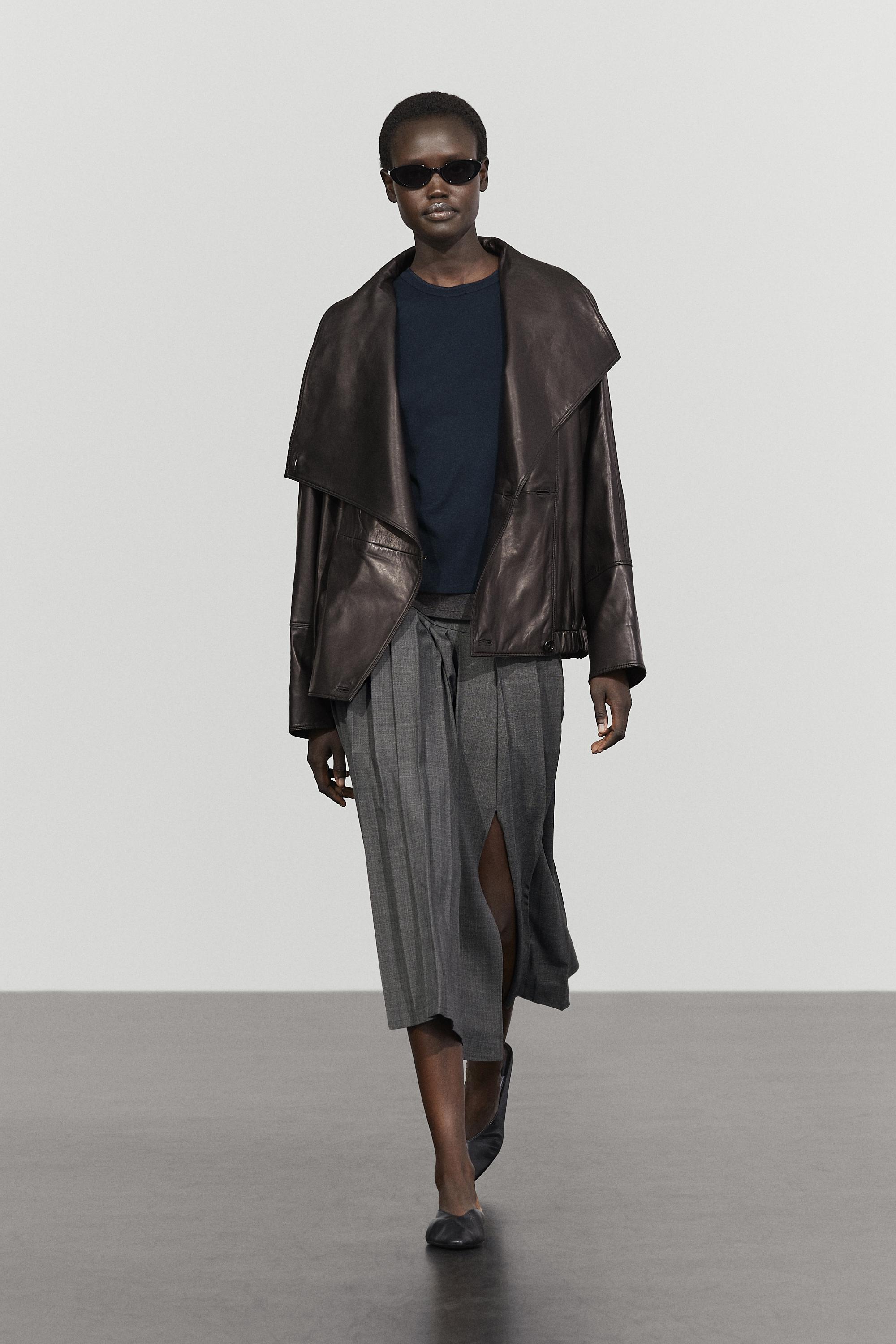 Pleated wool-blend midi skirt — 205