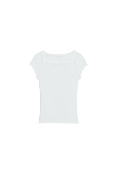 Front view of a white fitted T-shirt with a square neckline, very short sleeves and a straight hem.