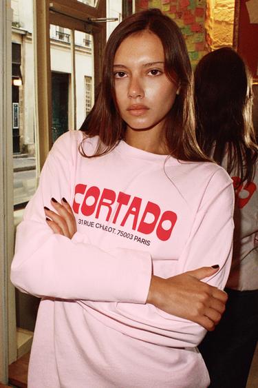 CAMISETA ESTAMPADO CORTADO - Rosa de Zara