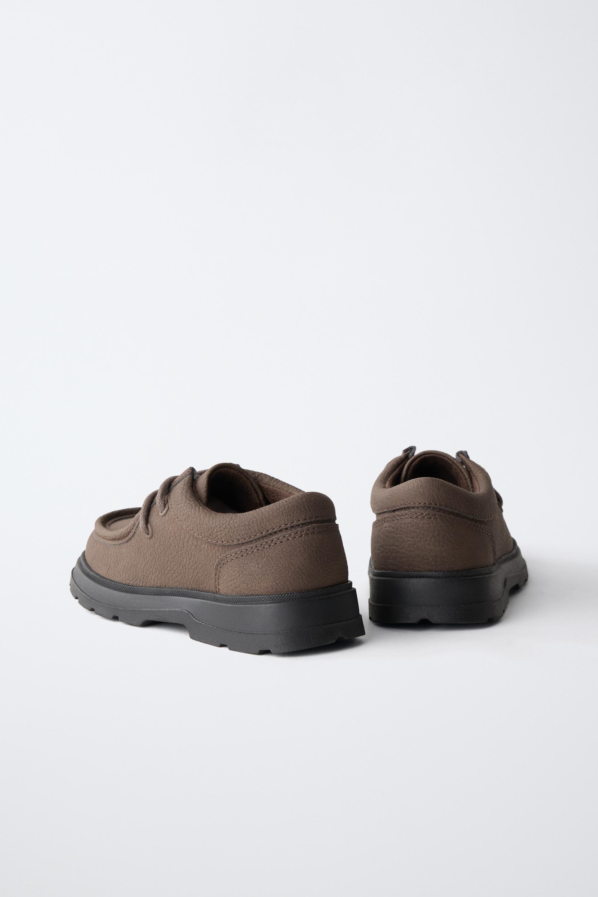 LACE-UP BLUCHER SHOES