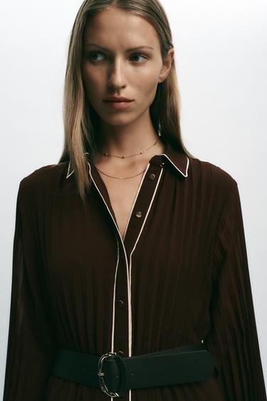 ROBE MIDI PLISSÉE CEINTURE - Marron de Zara - Image 2