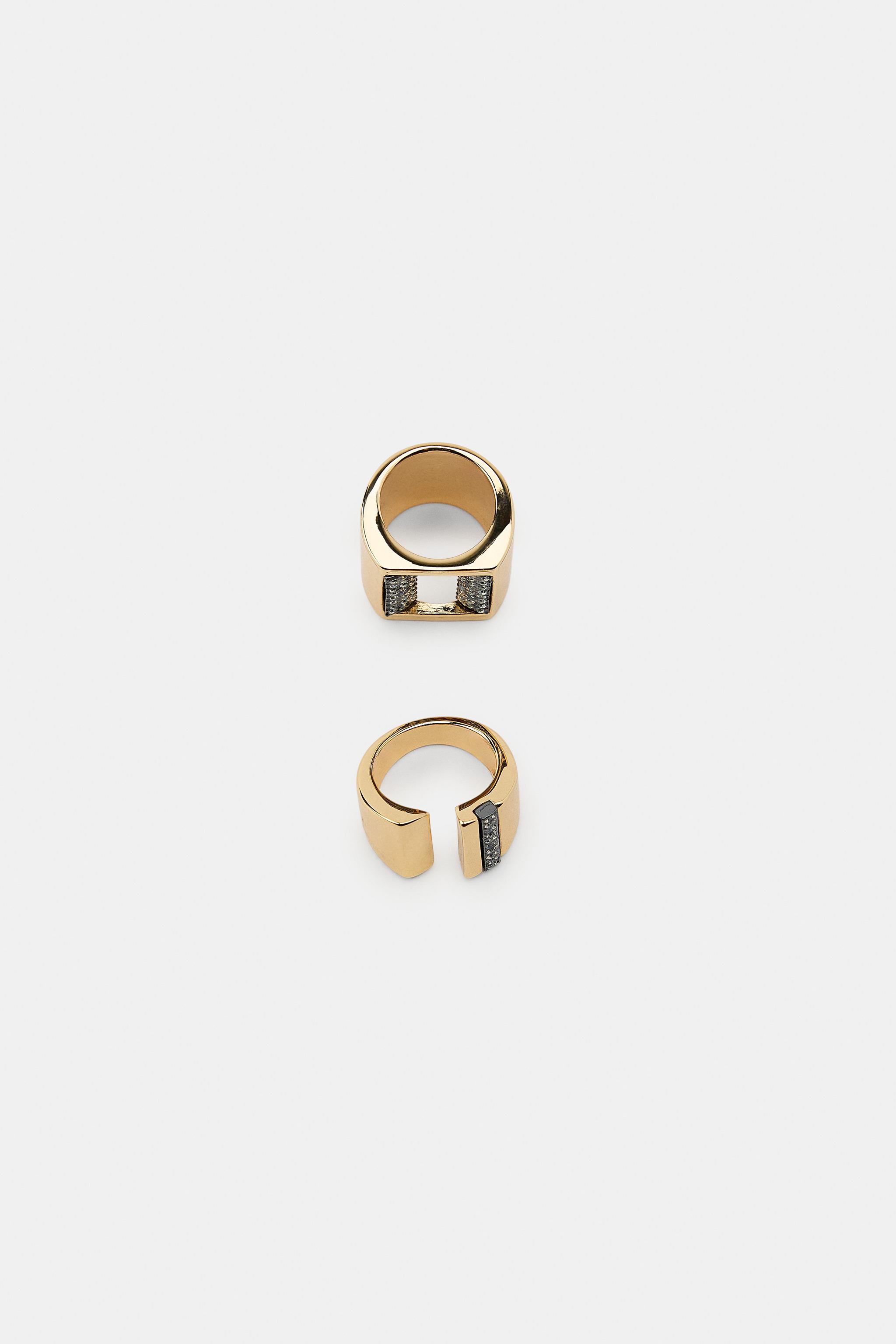2-PACK OF SQUARE METALLIC RINGS WITH SPARKLES