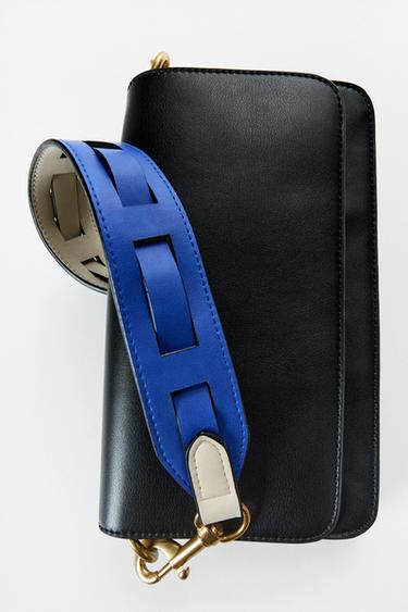 BOLSA BANDOLERA DETALLE ASA - Negro de Zara