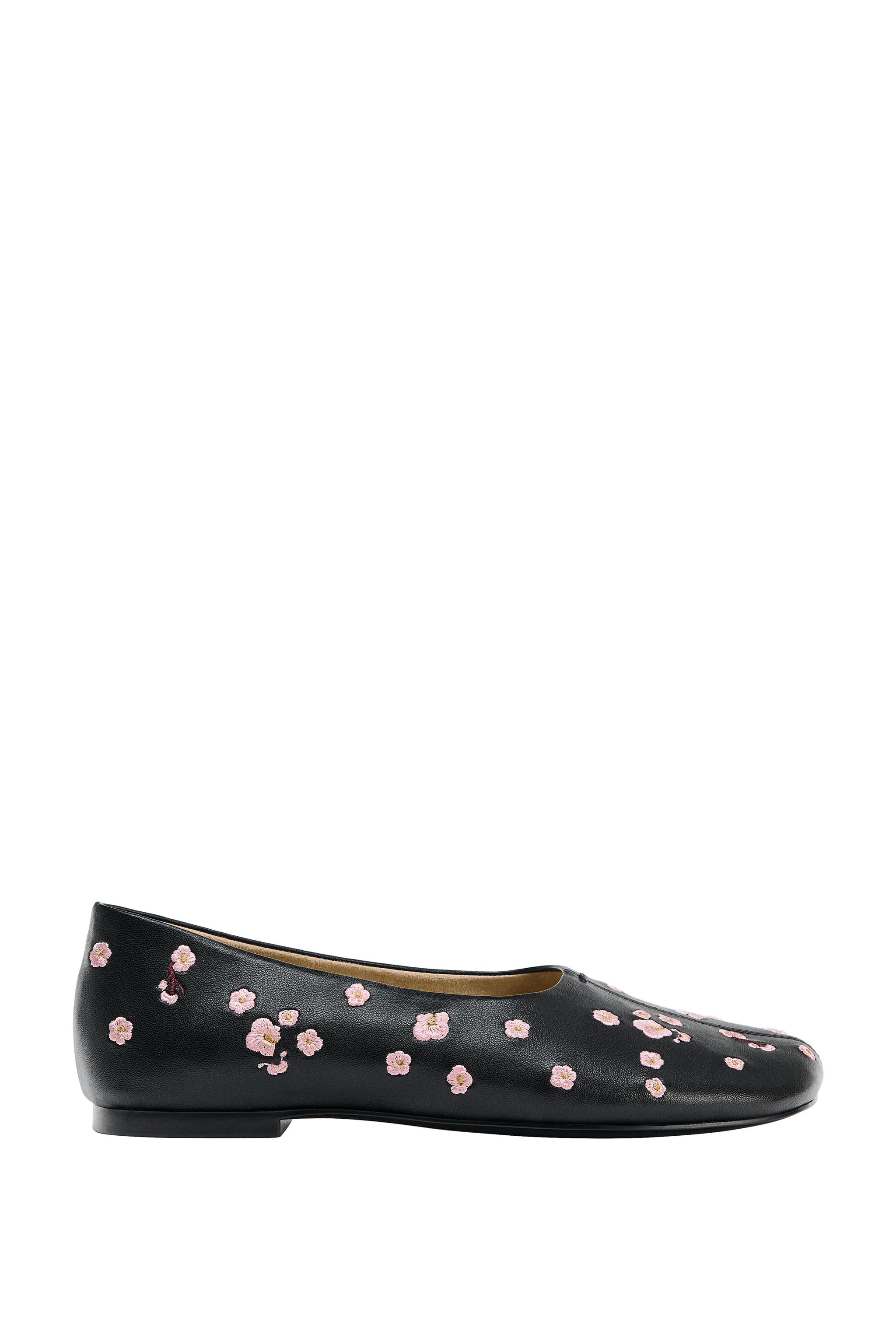 刺繍入りフラットバレリーナシューズ - ブラック | ZARA Japan / 日本