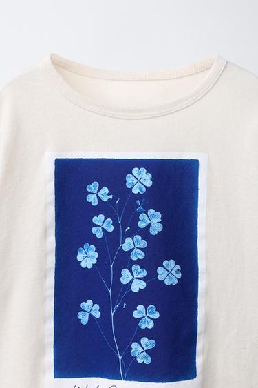 T-SHIRT À IMPRIMÉ FLEURS - Écru de Zara - Image 2