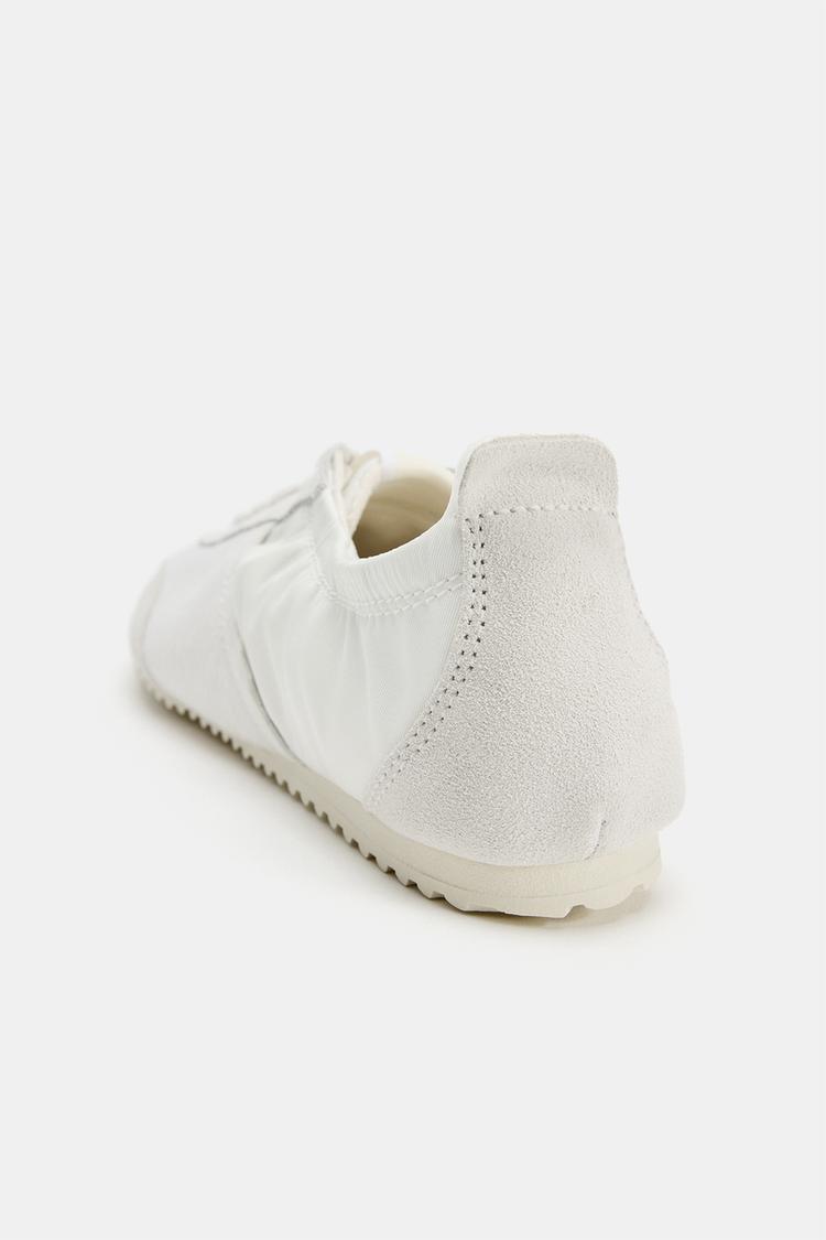 TENIS CON TALÓN ELÁSTICO 6