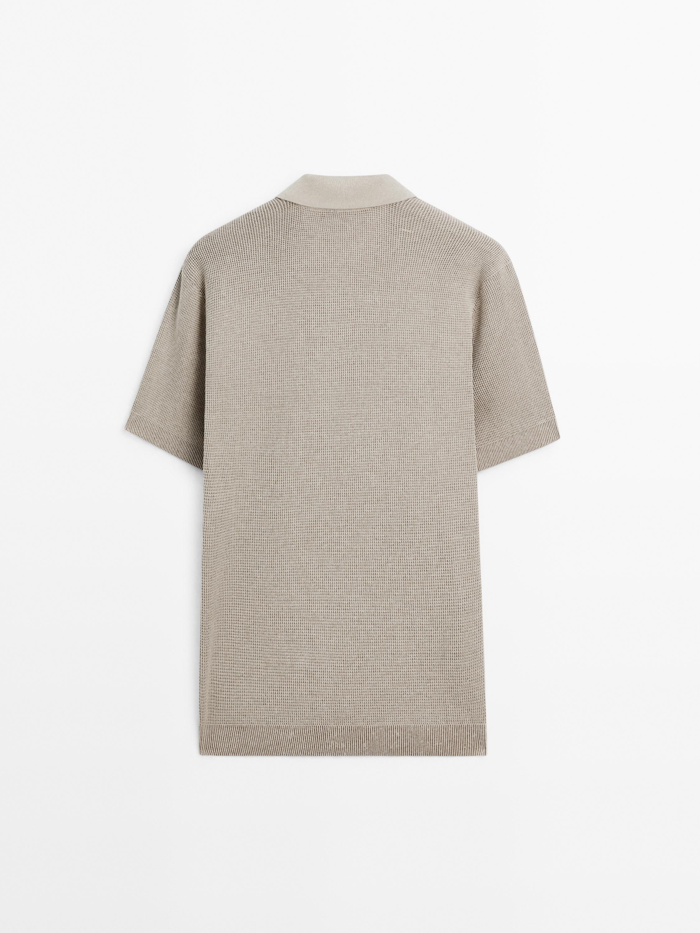 Polo en maille à col V texturé