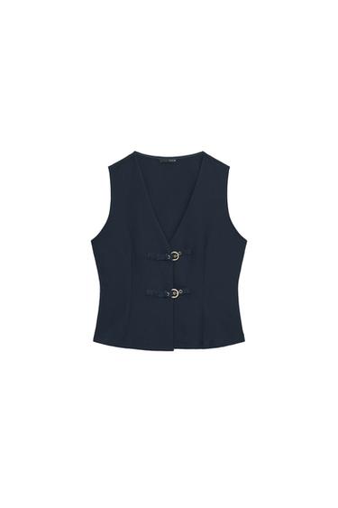 CREPE TOP WITH BUCKLES