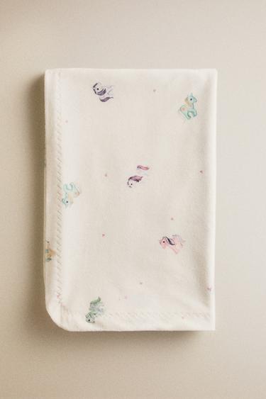 Zara ĆEBE OD FILCA ZA BEBE SA ŠTAMPOM MY LITTLE PONY© – Ekru