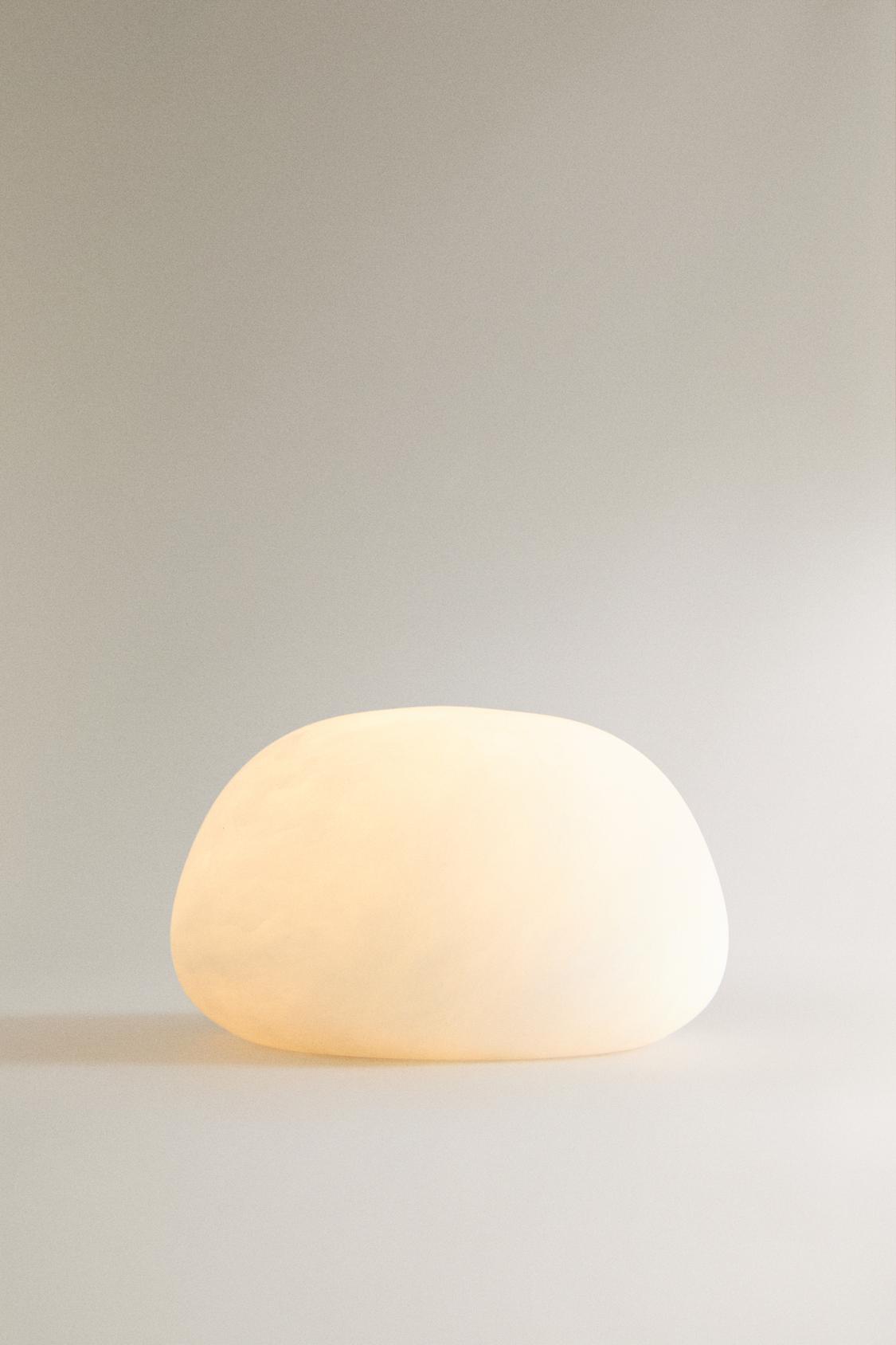 ROUND ALABASTER TABLE LAMP