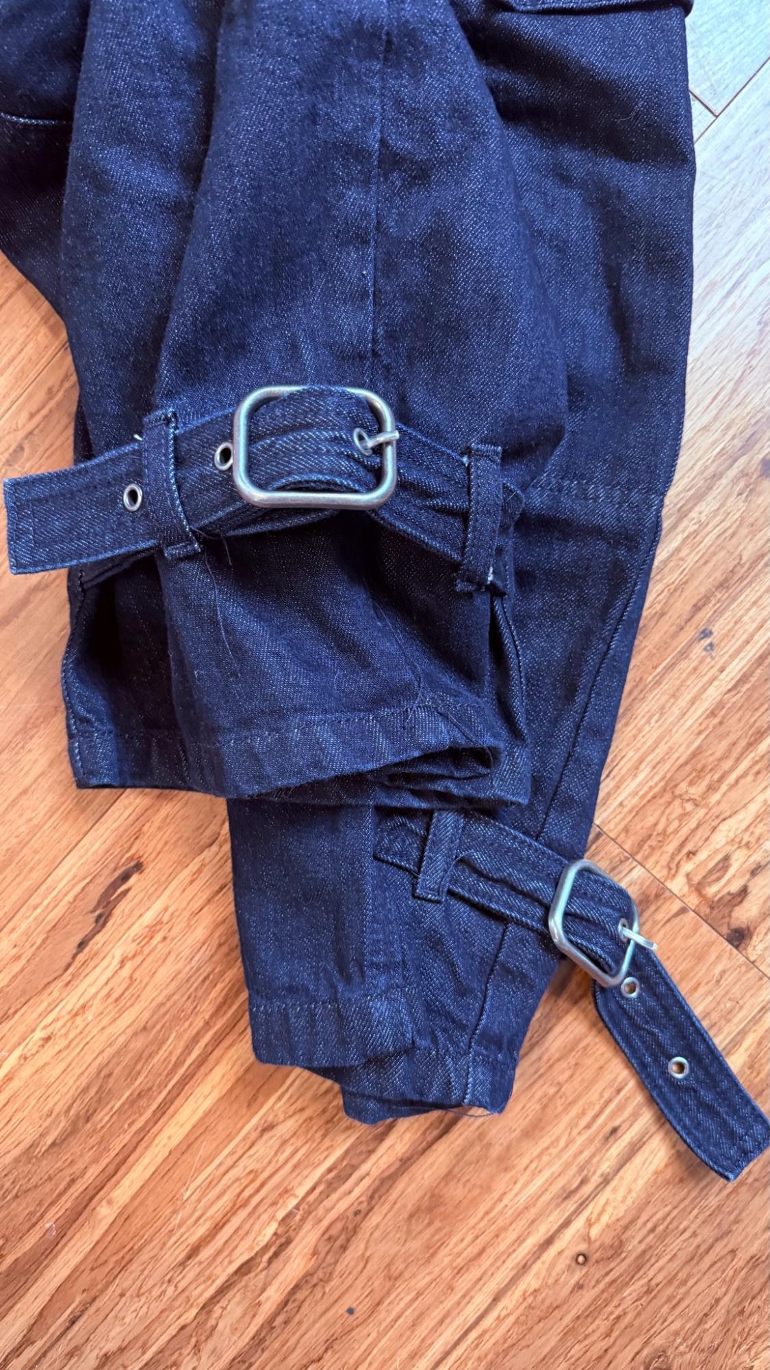 CARGO PANTS WITH SIDE LOOPS - Image 3