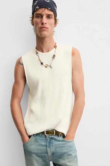 {navn} - {farge} for Zara