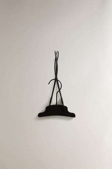 FOLDABLE METAL HANGER - Black by Zara - Image 3