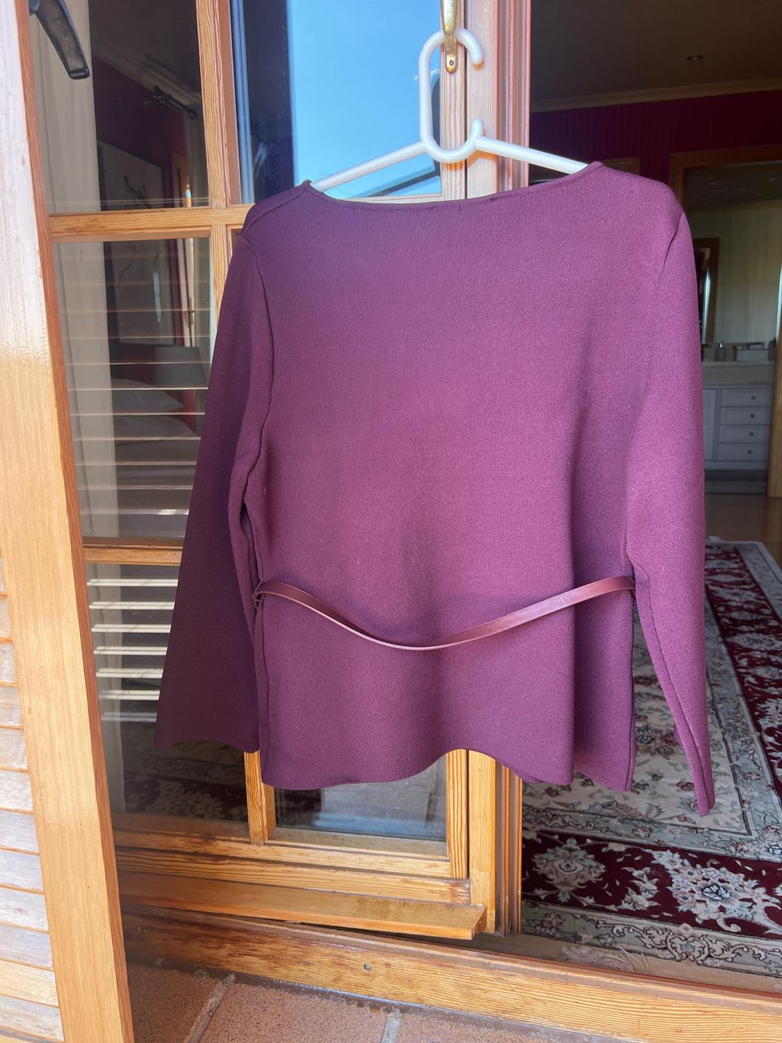 KNIT TOP WITH BELT - Image 2