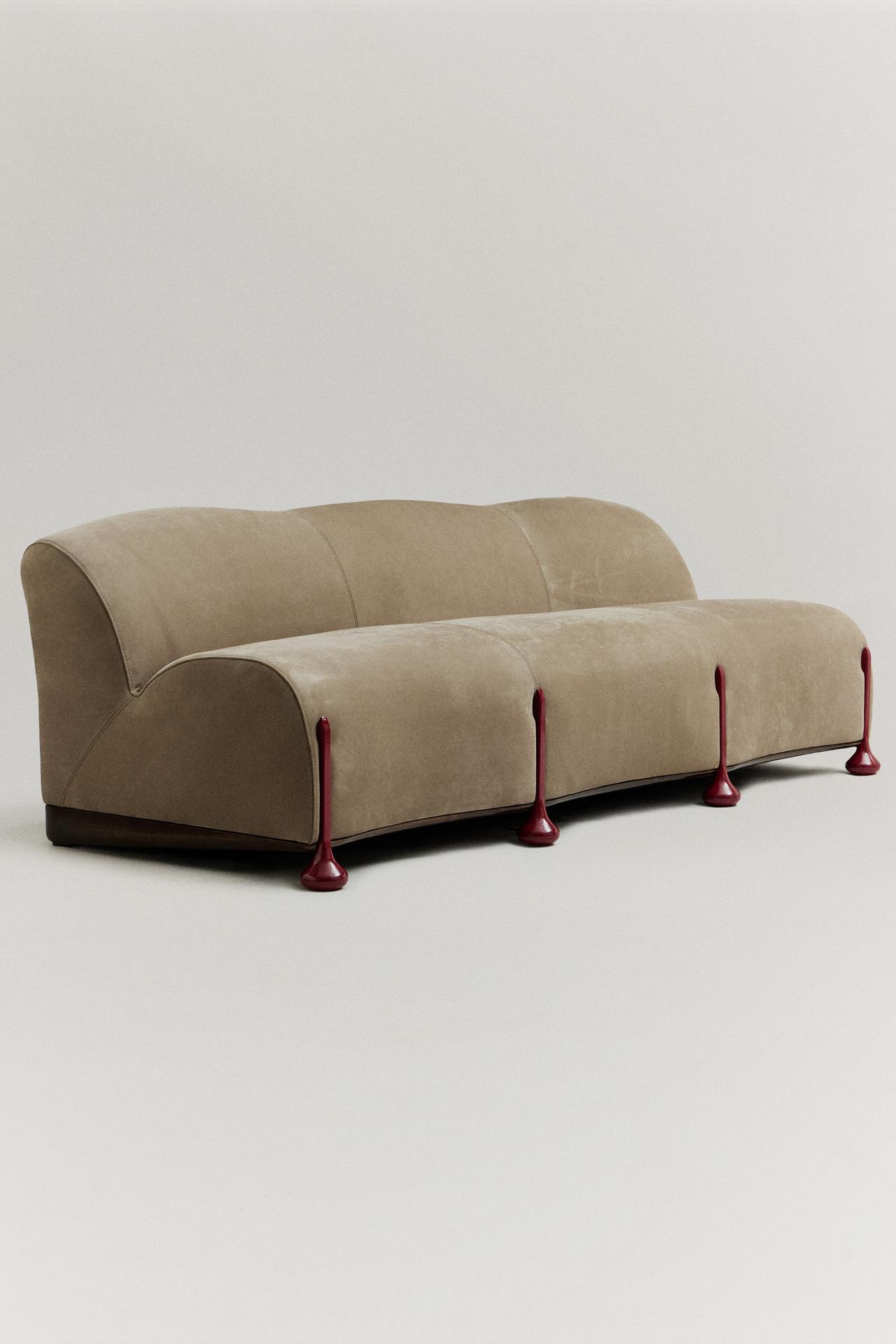 THE SCHWELLEN SOFA — Beige