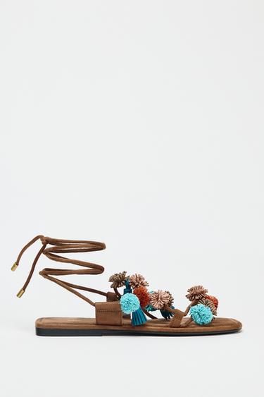 SANDALES À BRIDES ET FANTAISIE - Multicolore de Zara