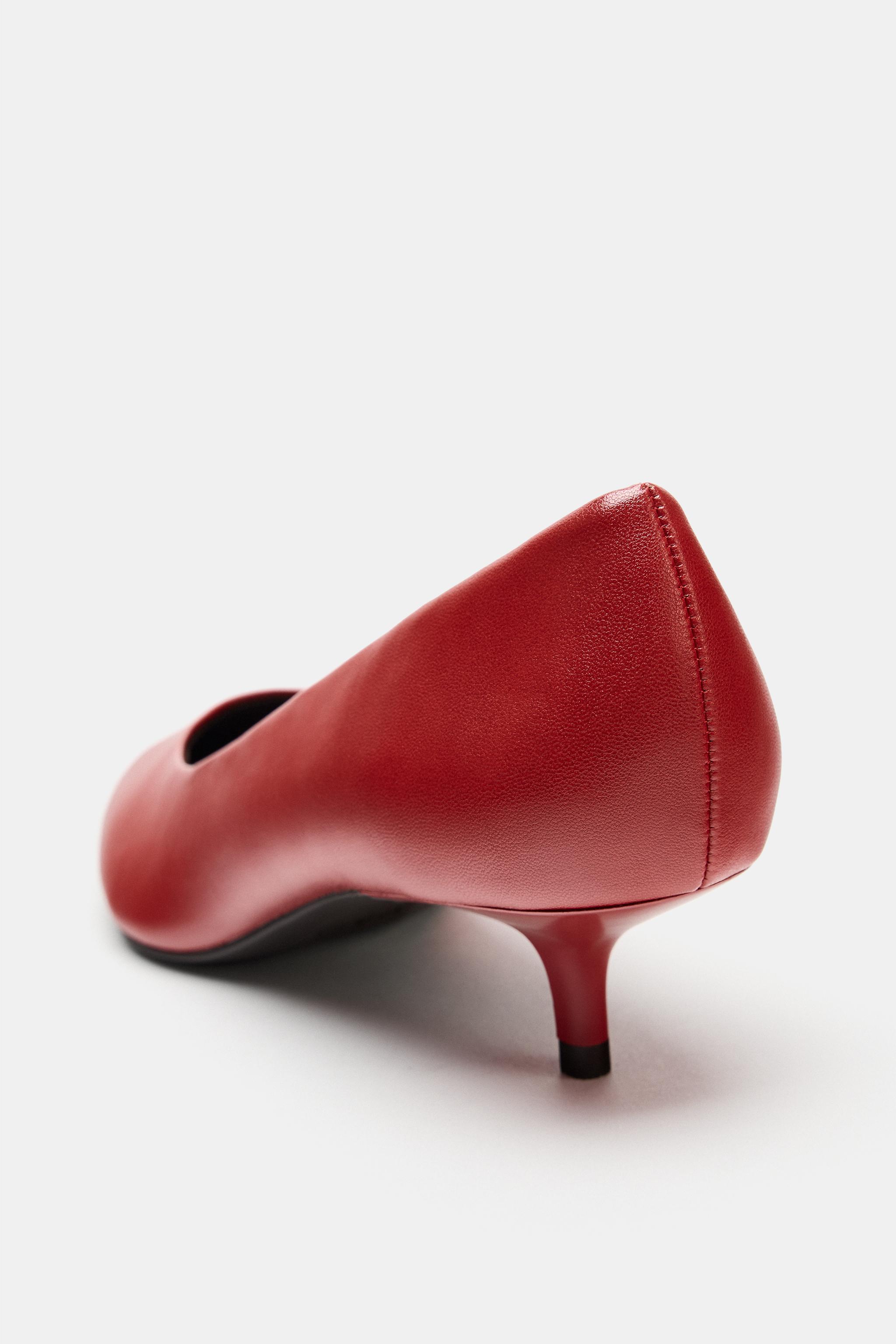 POINTED KITTEN HEEL SHOES
