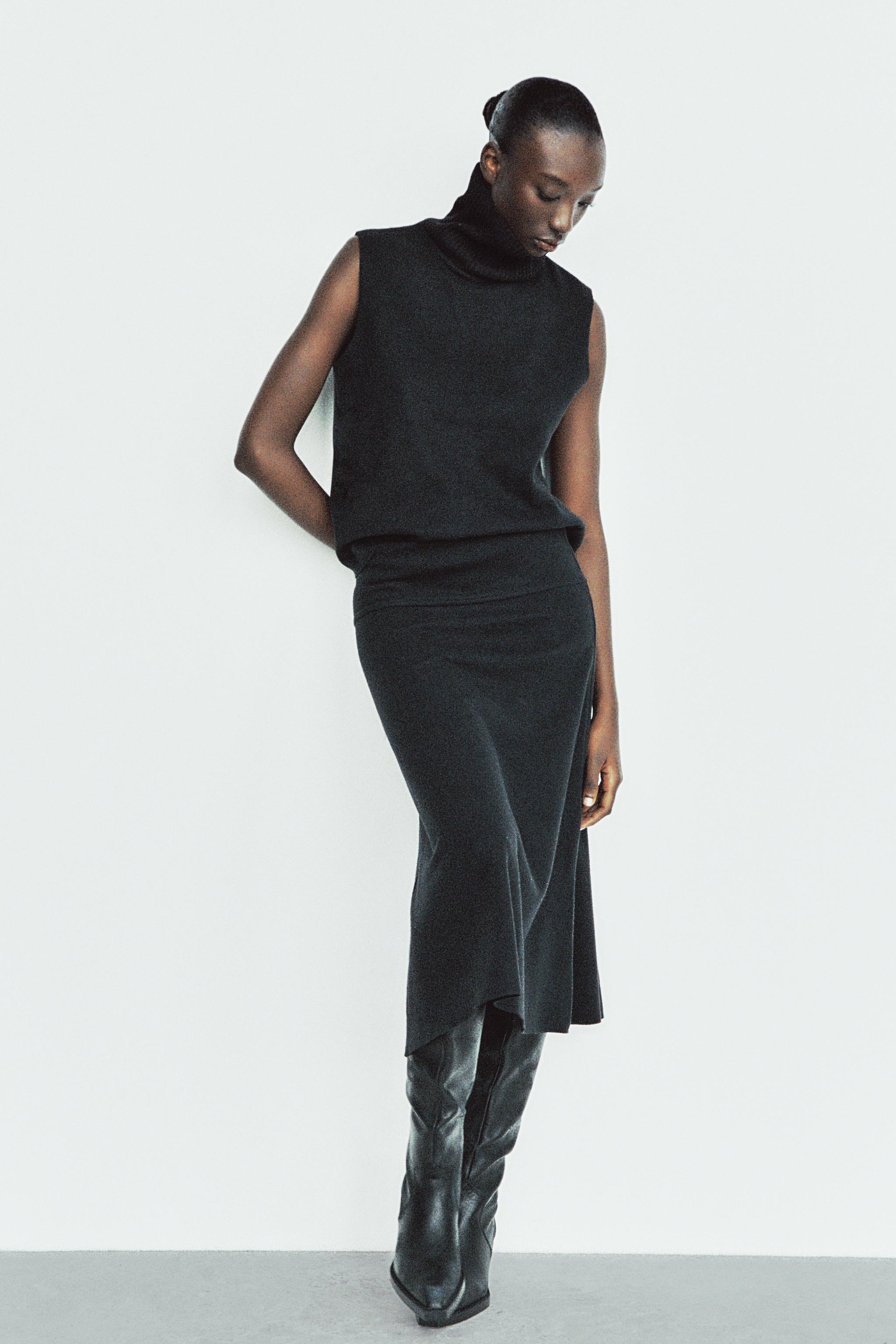 TOP DOUX À COL MONTANT Noir ZARA France