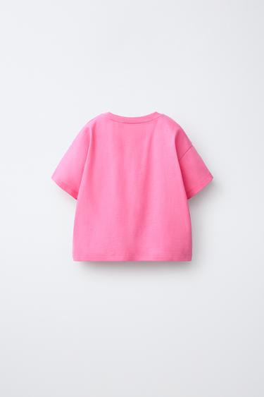 T-SHIRT À PIÈCE EN VELOURS BOUCLÉ COQUILLE - Rose fluo de Zara - Image 1
