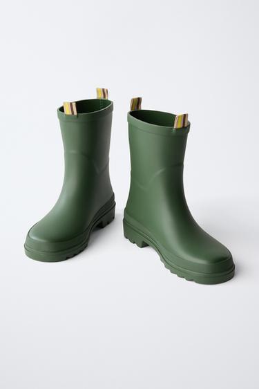 BOTTES DE PLUIE BASIQUES - Vert kaki de Zara - Image 2