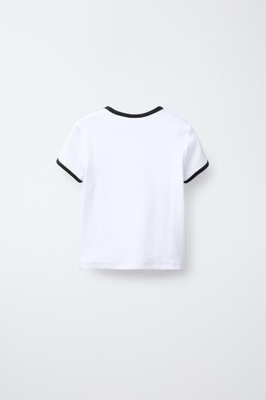 T-SHIRT À INSCRIPTION ET LISERÉS CONTRASTANTS - Blanc de Zara - Image 1