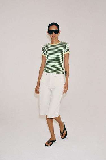 BLUZË ME VIJA MËNGË TË SHKURTRA - E gjelbër/natyrale nga Zara