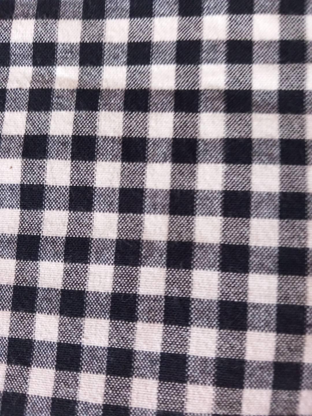 SHORTS VITA ALTA A QUADRETTI BIANCO/NERO. - Image 8