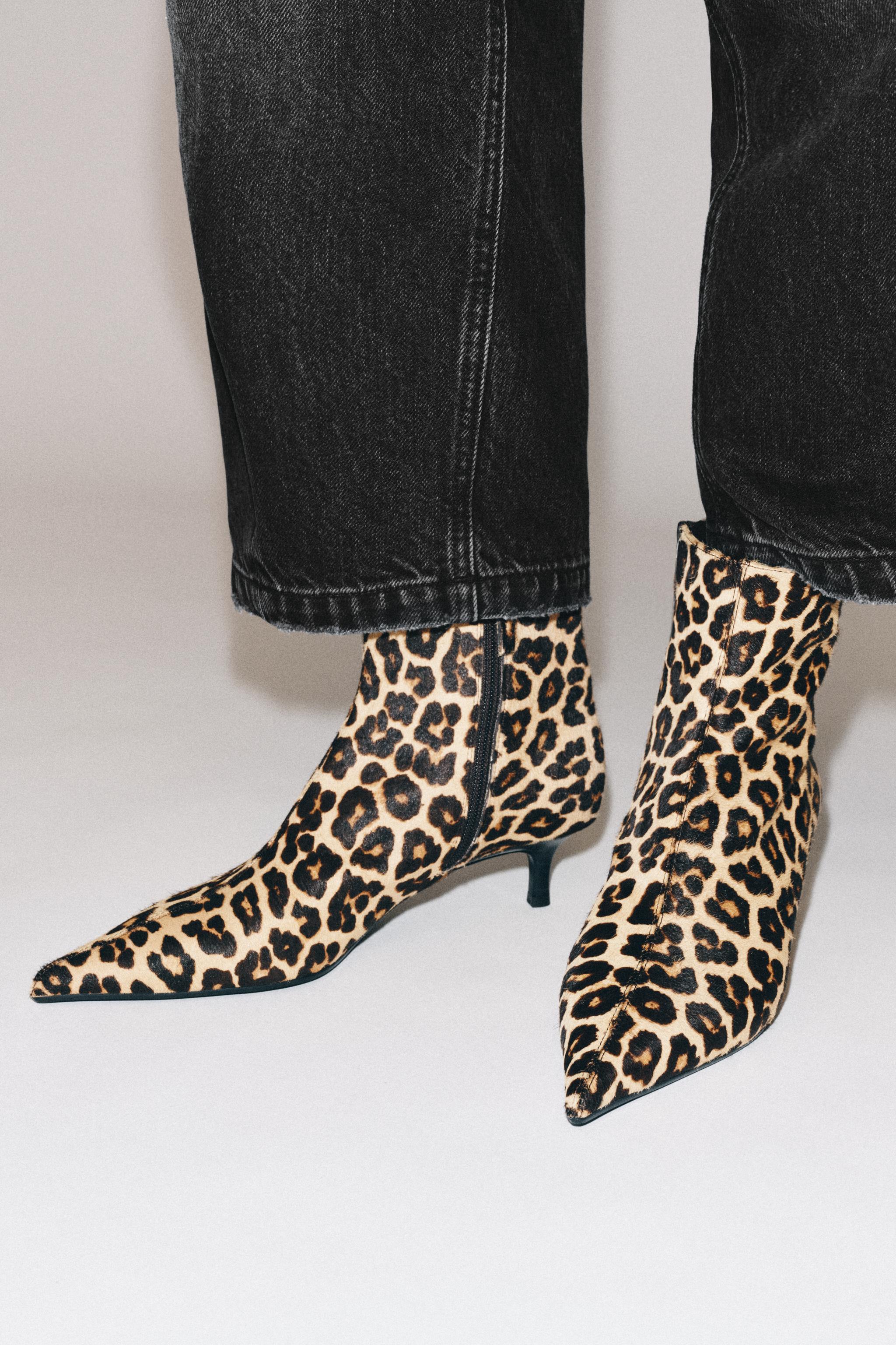 BOTTINES EN CUIR KITTEN IMPRIMÉ