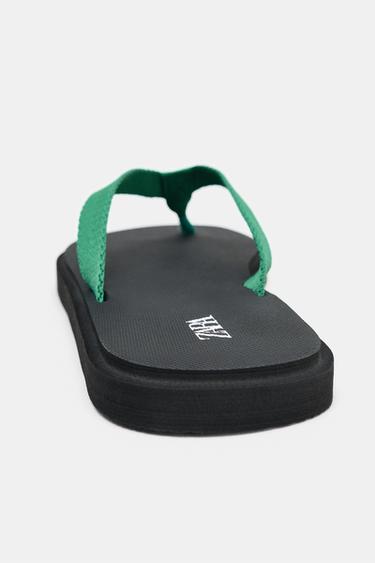 SANDALES PLATES CONTRASTE - Vert de Zara - Image 3