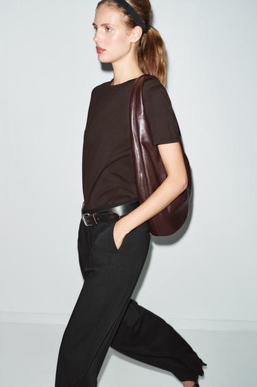 توت باج كبيرة بسحاب جانبي - أحمر عنابي الخاص بـ Zara