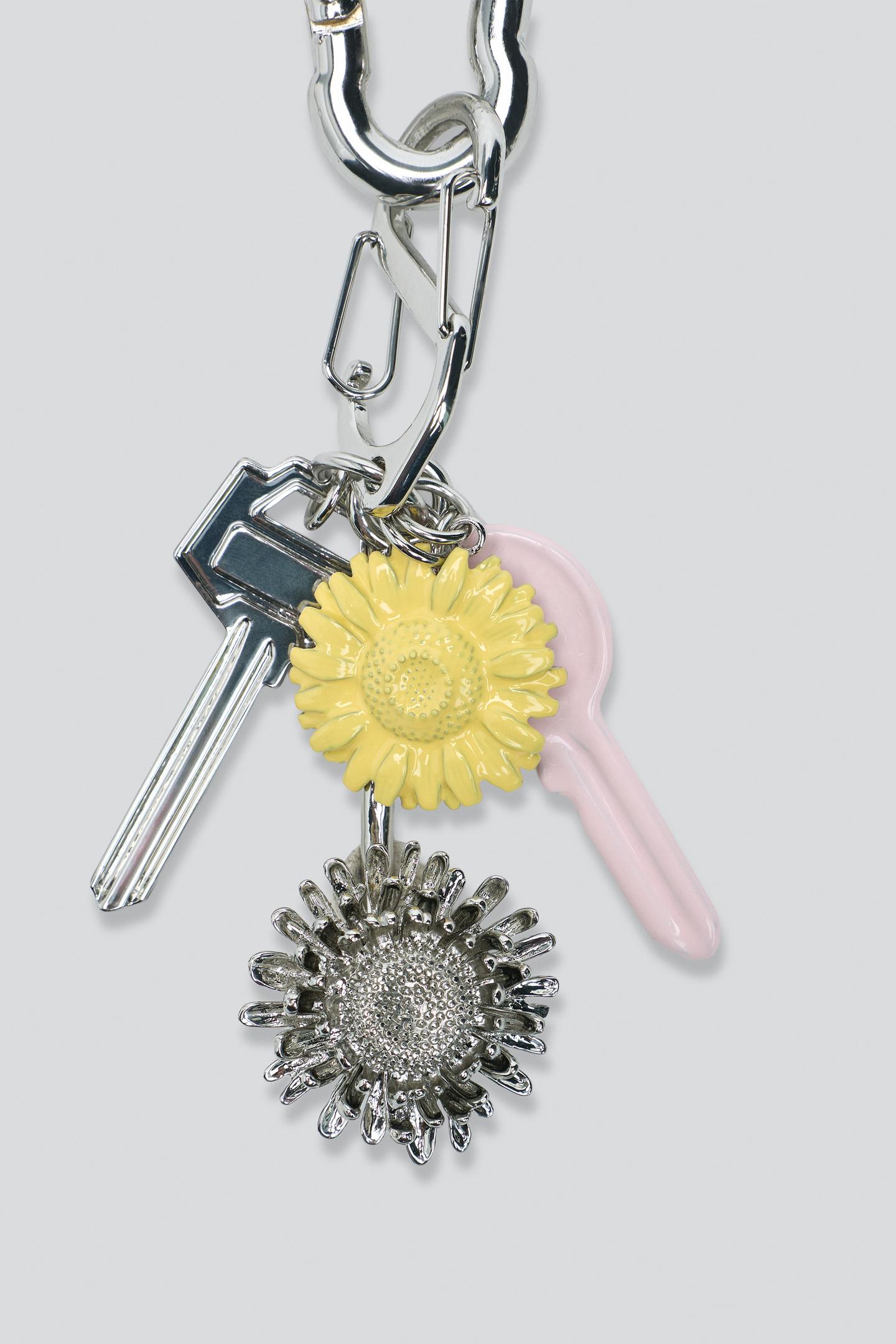 Женский брелок Zara Flower and Key Charm Keyring, цвет: Пастельный розовый — фото 3