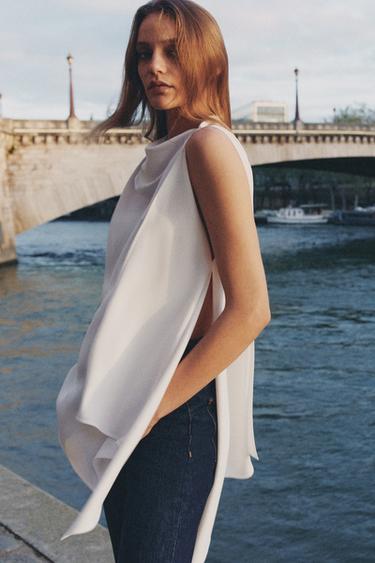 OBERTEIL MIT ASYMMETRISCHEM CAPE AUS DER ZW COLLECTION - Cremefarben von Zara