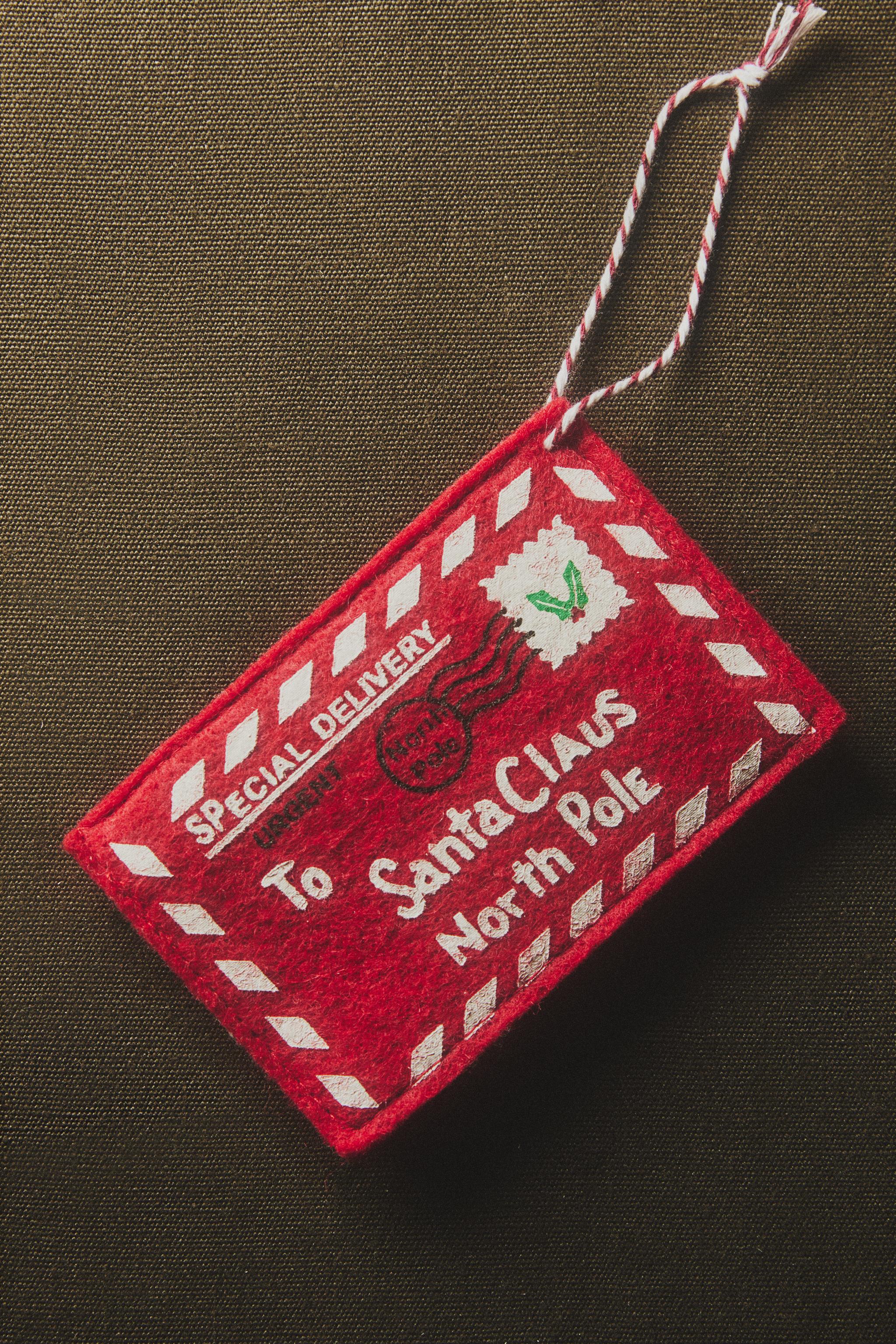 SANTA CLAUS FELT ENVELOPE CHRISTMAS TREE ORNAMENT