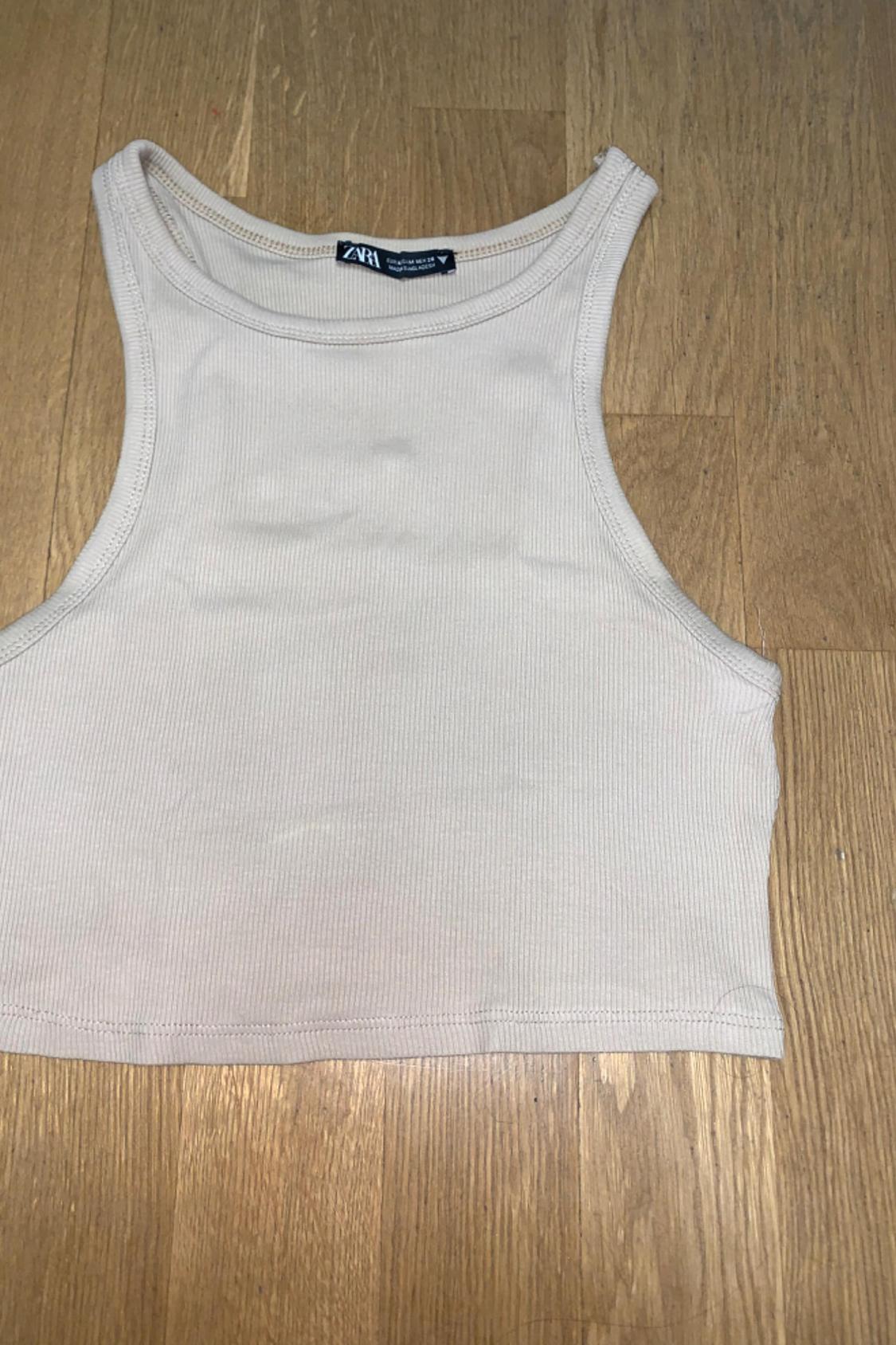RIBBED TOP