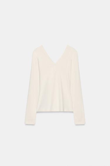 V-NECK T-SHIRT — Ecru 2