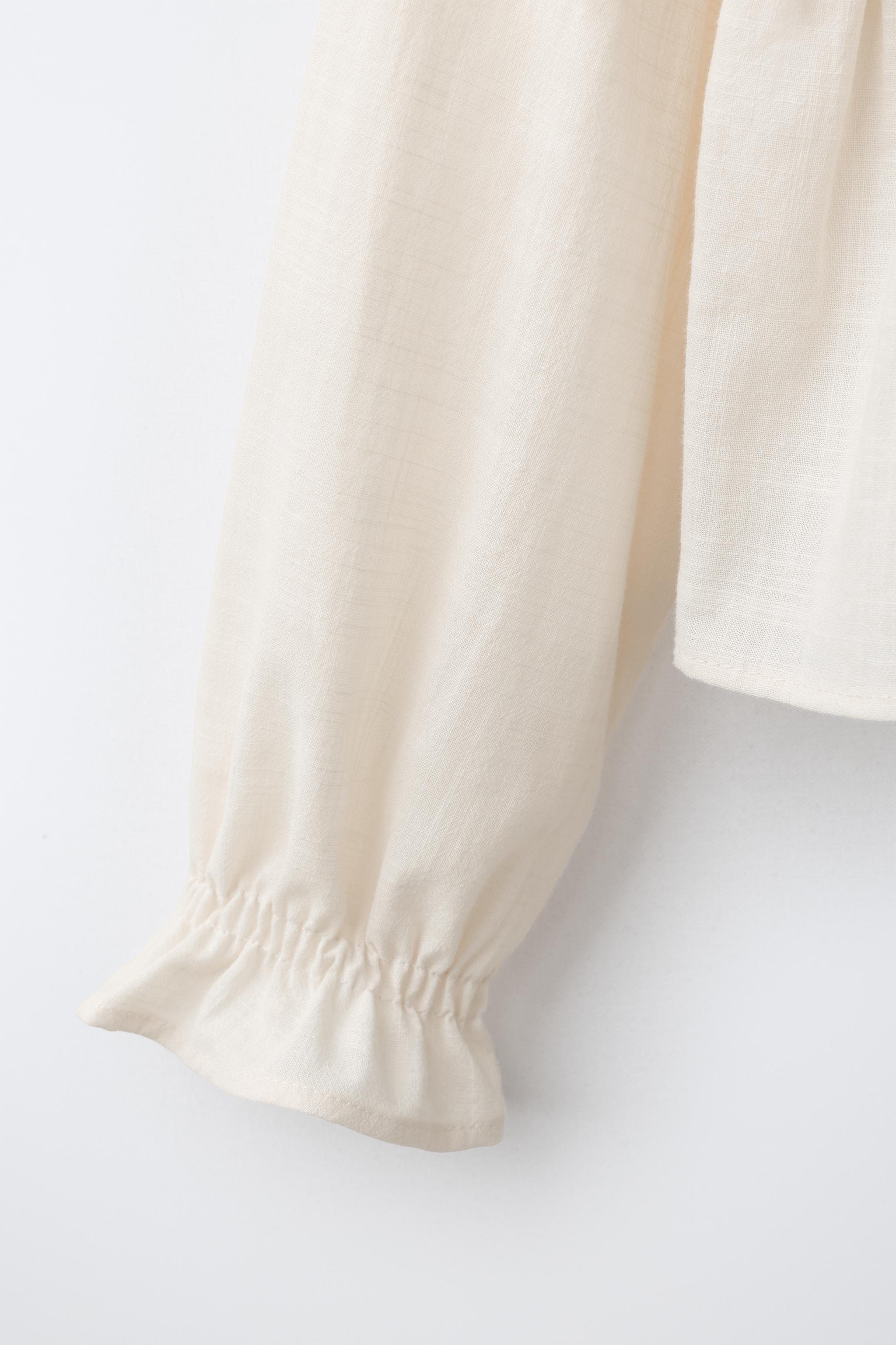 CHEMISE À COL BRODÉ