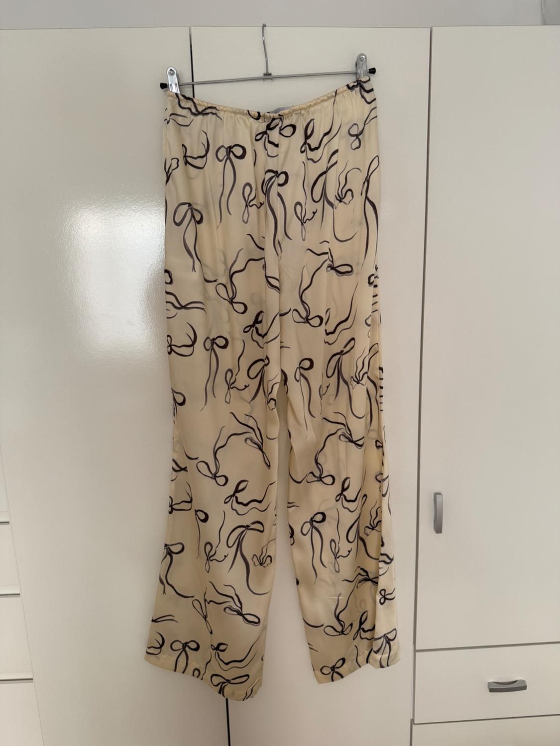 PRINTED PYJAMA BOTTOMS - Image 2