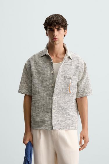 SOBRECAMISA ESTRUCTURA CONTRASTE - Beige claro de Zara