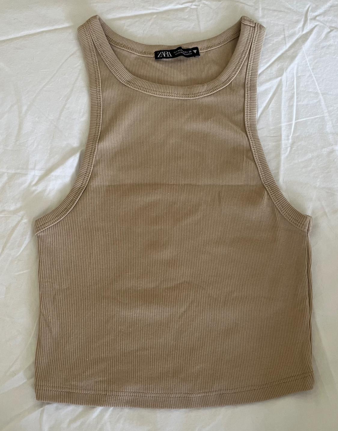 RIBBED HALTER VEST TOP IN CAMEL. - Image 2