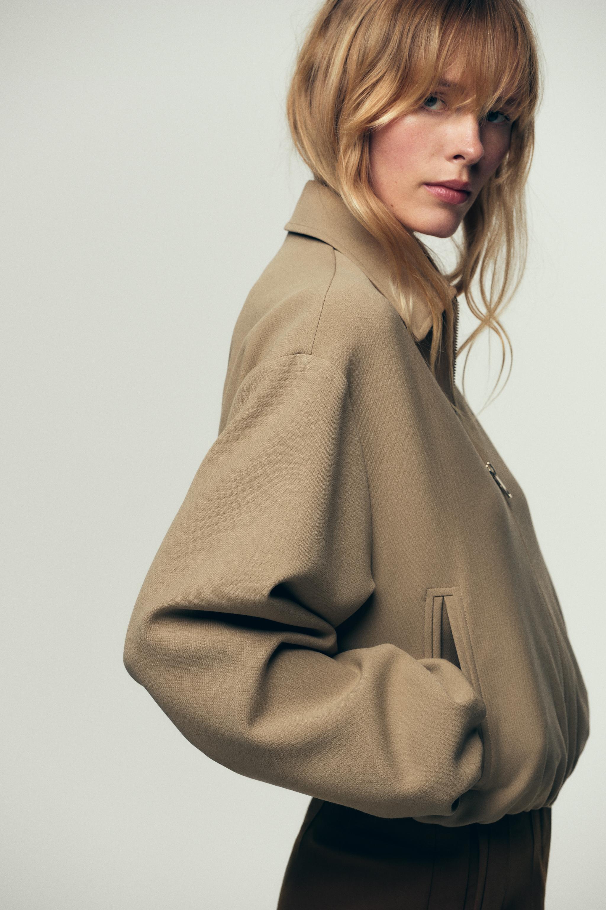 美品 PC WEATHER GATHERED ZIP UP JACKET ZIP-UP GATHERED JACKET - Black | ZARA United States
