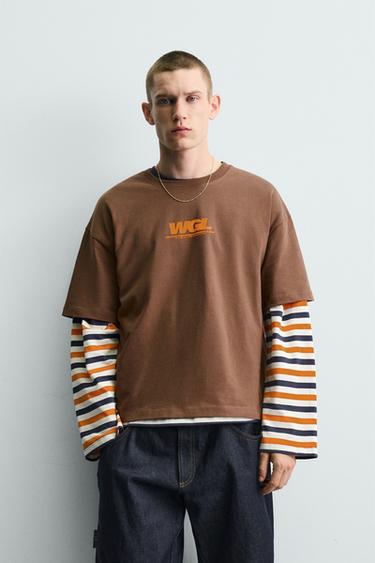 T-SHIRT À INSCRIPTIONS IMPRIMÉES EN CONTRASTE - Marron de Zara