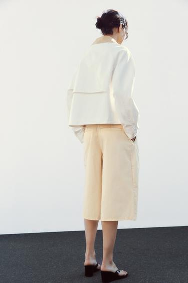 SHORT EN JEAN À PINCES - Jaune clair de Zara - Image 4