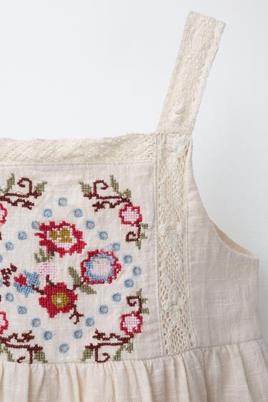 ROBE BRODÉE POINT DE CROIX - Écru de Zara - Image 2