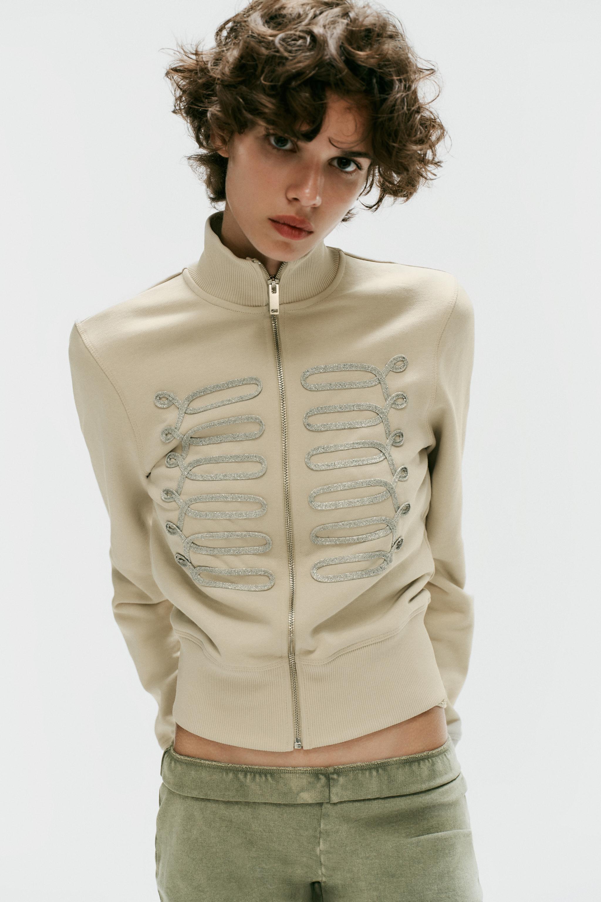 FROG FASTENING SWEATSHIRT