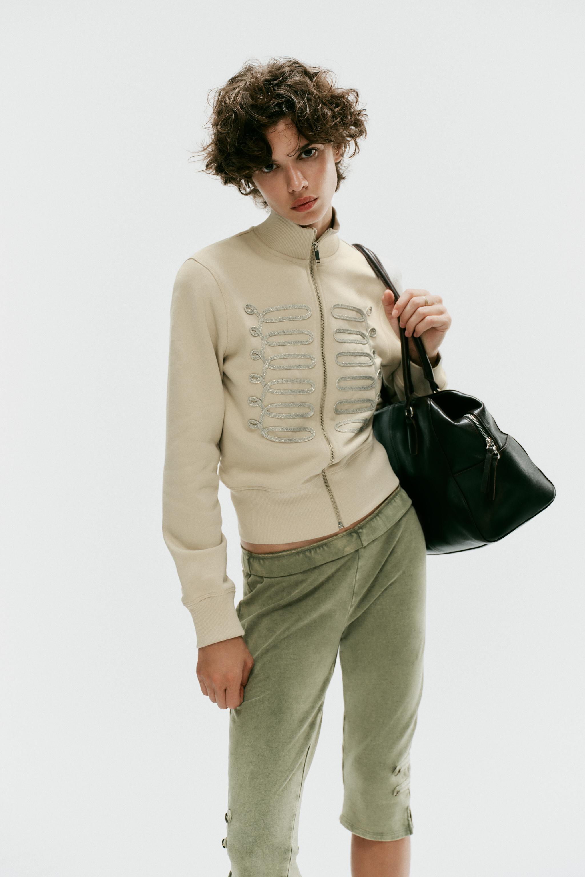 FROG FASTENING CAPRI PANTS